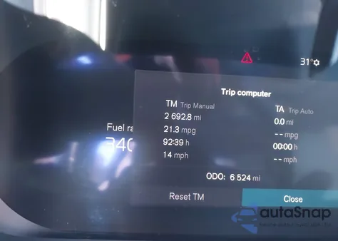 2025 Volvo Xc40 B5 Plus Dark Theme z USA, uszkodzony, nr VIN YV4L12UC5S2455442